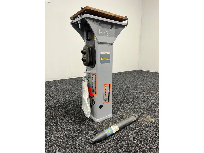 Epiroc  EC 40 T hydraulic breaker