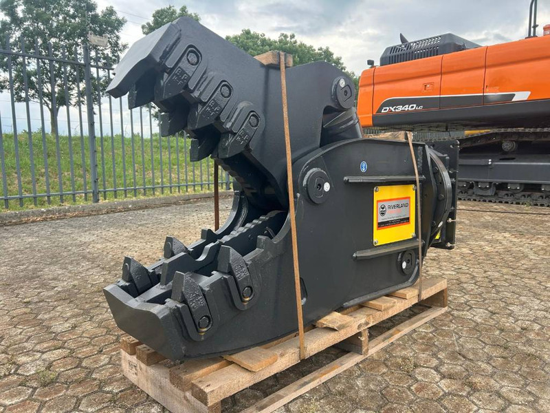 Mustang  RH12 Hydraulic rotating pulverizer